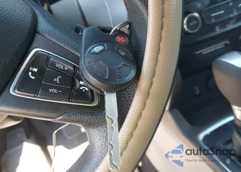 2017 Ford Escape Se из США, поврежденный, VIN 1FMCU0GD6HUA08663